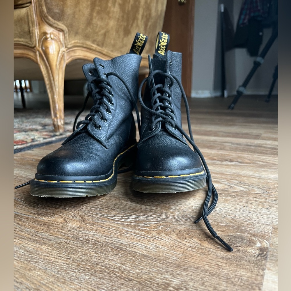 Size 7 Doc Martens (women’s) - Picture 6 of 6